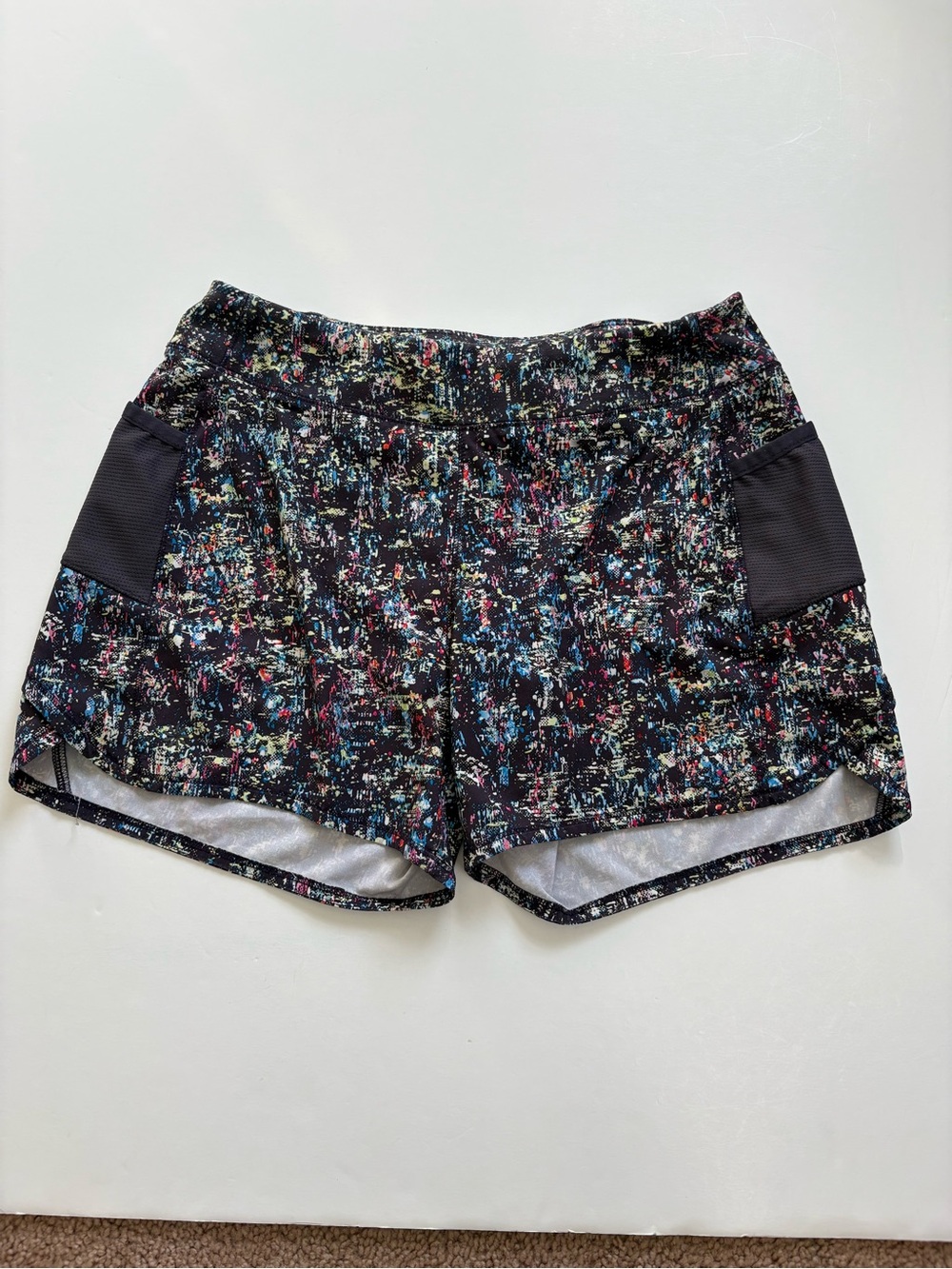 Athleta Girls Record Breaker Shorts Size XXL 16 Multicolor